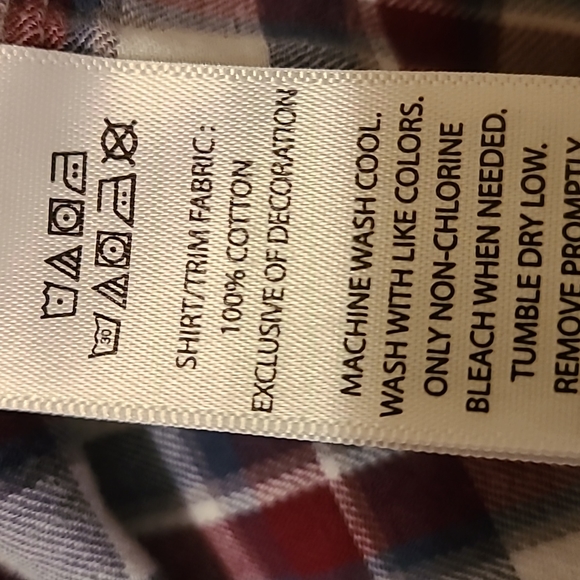 Plaid boy's button down long sleeved shirt - Picture 3 of 4